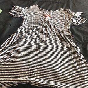 Girls dress knee length gently warn